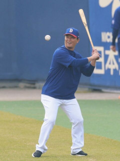 【中日】野本圭、外野守備コーチに就任ｗｗｗｗｗｗｗ
