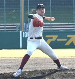 大阪桐蔭・川本晴大が制球大荒れ　5回2/3、5安打7失点で降板　自己最速155キロ計測も制球定まらず計14四死球／秋季近畿大会