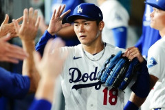 【告発動画】山本由伸さん、不正な手段で敵チームのホームランを防いでいたことが発覚ｗｗｗｗｗｗｗｗ
