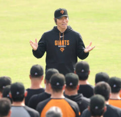 巨人・松井監督「すぐ勝つことを考えるならすごい選手をとればいい。でも、それでは楽しくありません」