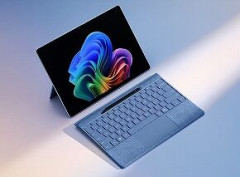 サーフェス買うか軽い富士通のノートPC買うか迷ってる