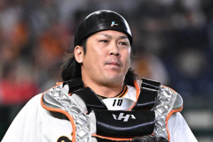 甲斐拓也さん、出番無いのに（今期スタメン3試合）毎日欠かさず4時間も相手チームの研究をしていた