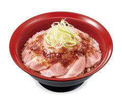 【悲報】まんさん咽び泣く「すき家でローストポーク丼を頼んで出てきたのがこれ」→