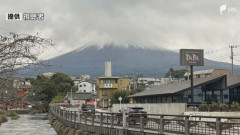 富士山に“初冠雪”、富士山が富士山として完成する！周辺民「これぞ！富士山！」