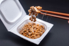 パック納豆を混ぜる時ってパックのまま混ぜる？