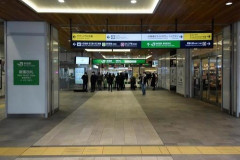 【衝撃】新宿駅に「無断撮影はご遠慮ください」の警告掲示…JR東日本が明かした“本当の狙い”がこちら・・・