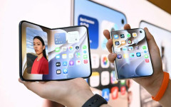 iPhone Duoさん、75001回目の開閉で折り目ついてしまう